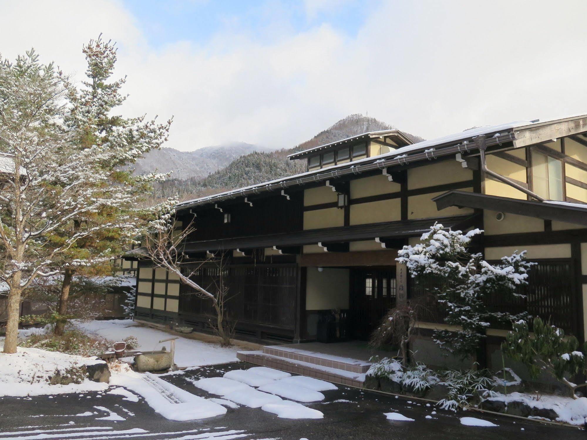 Furusato تاكاياما المظهر الخارجي الصورة